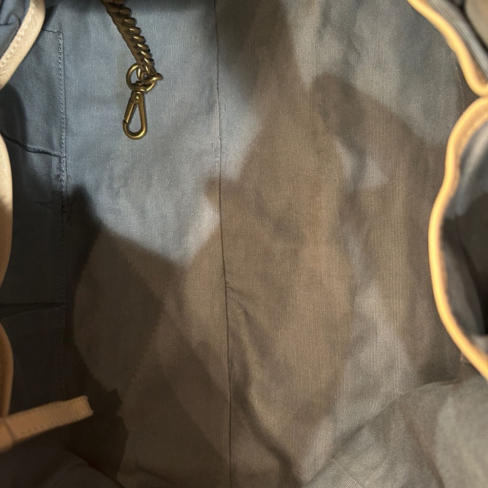 Lockheart Cream Leather Satchel with Gold Hardware - Picture 11 of 11